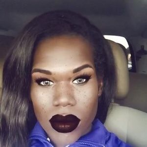 Meet your Posher, A'lyric